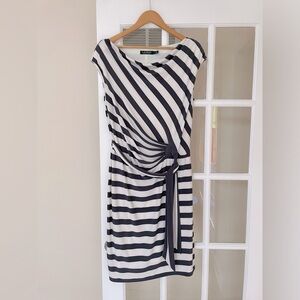 Ralph Lauren - Stunning tie waist dress - US Size 14